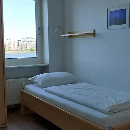 Exklusive Am Suedstrand Mit Wintergarten & Hafenblick 113 威廉港